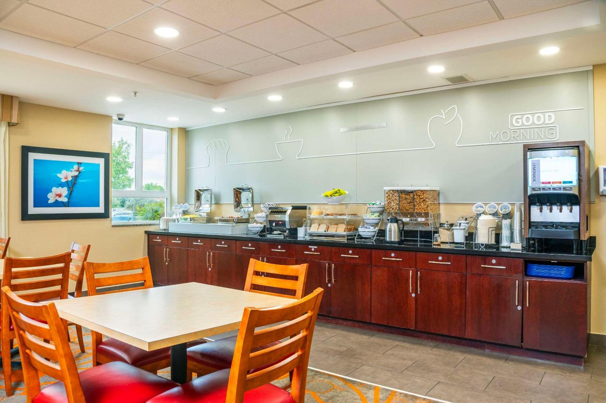 Comfort Inn & Suites Kincardine Esterno foto