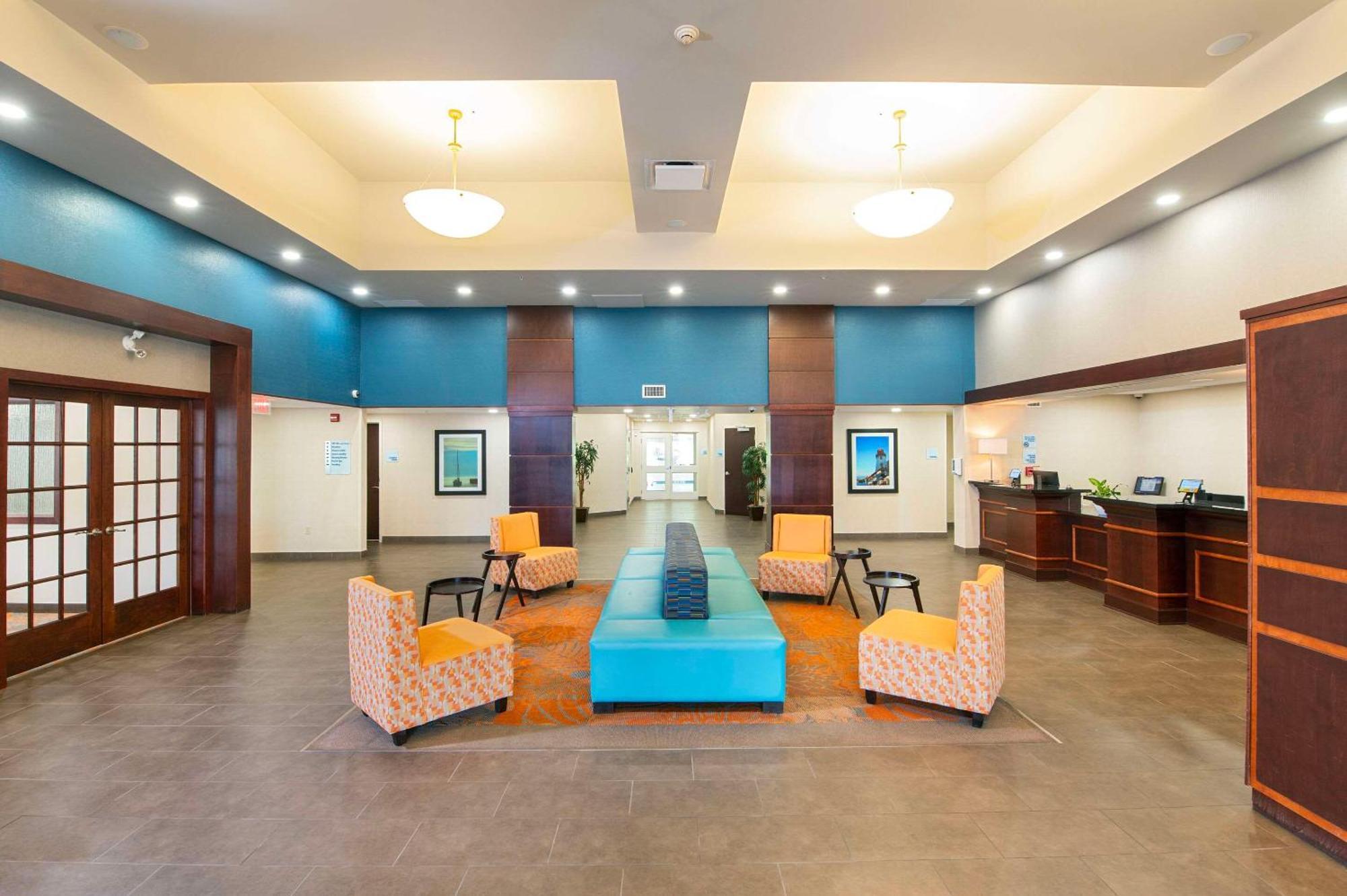 Comfort Inn & Suites Kincardine Esterno foto